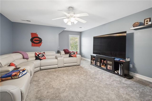 35 Waterstone Drive SE, Cartersville, GA 30121
