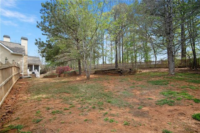 35 Waterstone Drive SE, Cartersville, GA 30121