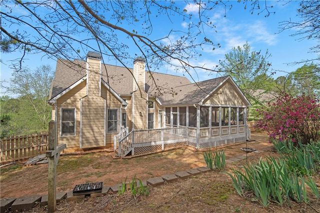 35 Waterstone Drive SE, Cartersville, GA 30121