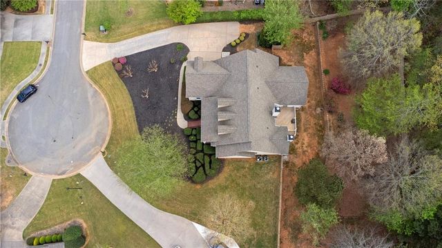 35 Waterstone Drive SE, Cartersville, GA 30121