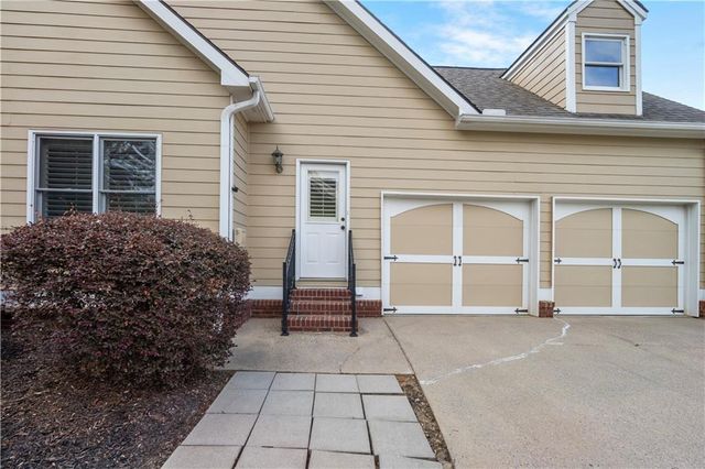 35 Waterstone Drive SE, Cartersville, GA 30121