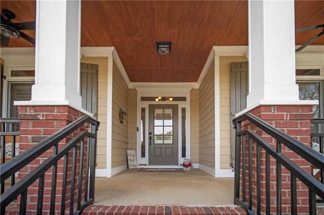 35 Waterstone Drive SE, Cartersville, GA 30121