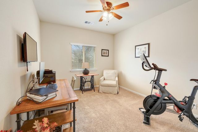 300 Grosseto LN, Georgetown, TX 78628