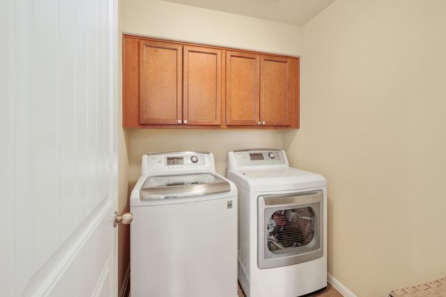 300 Grosseto LN, Georgetown, TX 78628