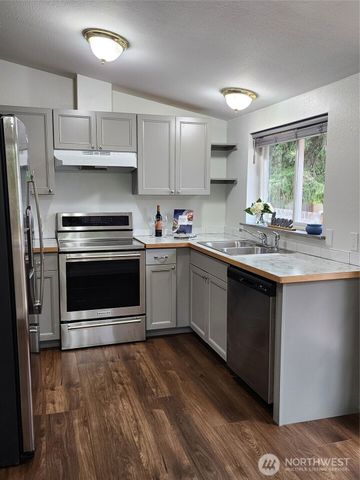 8413 Pepperidge Lane SE, Yelm, WA 98597