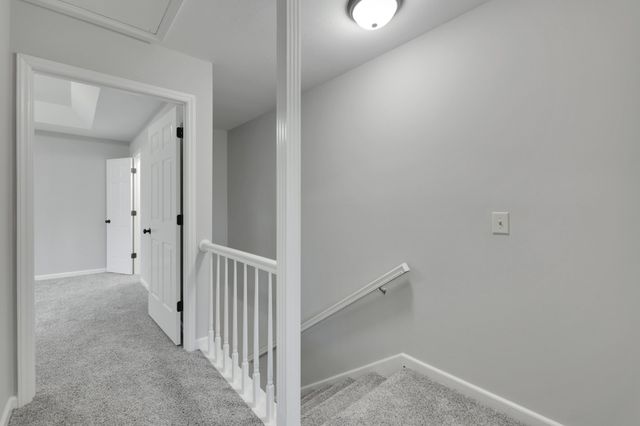 304 Hillside Ct, Murfreesboro, TN 37130