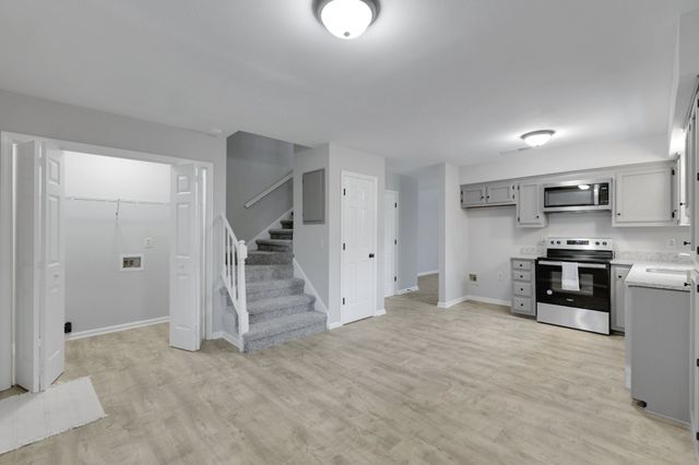 304 Hillside Ct, Murfreesboro, TN 37130