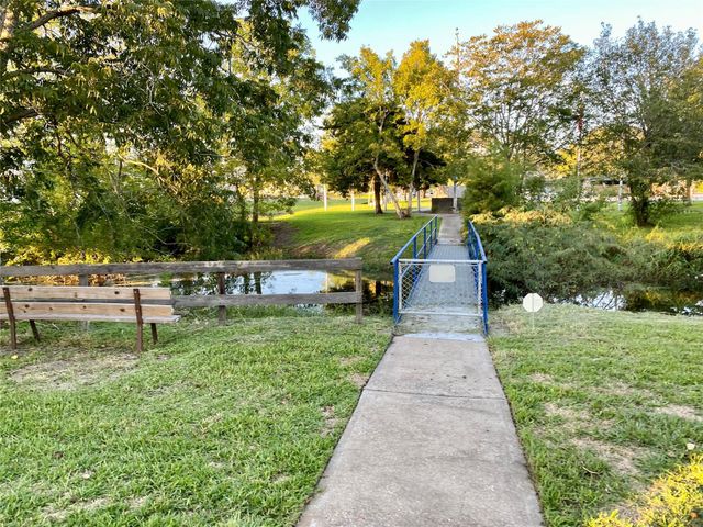 2609 Hughes Road, Dickinson, TX 77539