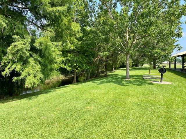 2609 Hughes Road, Dickinson, TX 77539