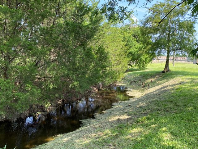 2609 Hughes Road, Dickinson, TX 77539