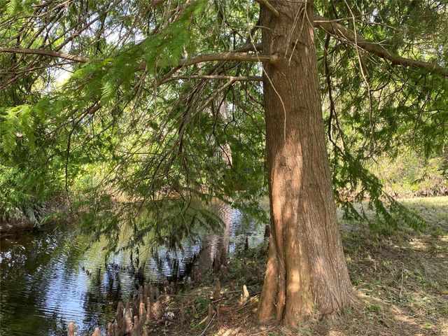 2609 Hughes Road, Dickinson, TX 77539