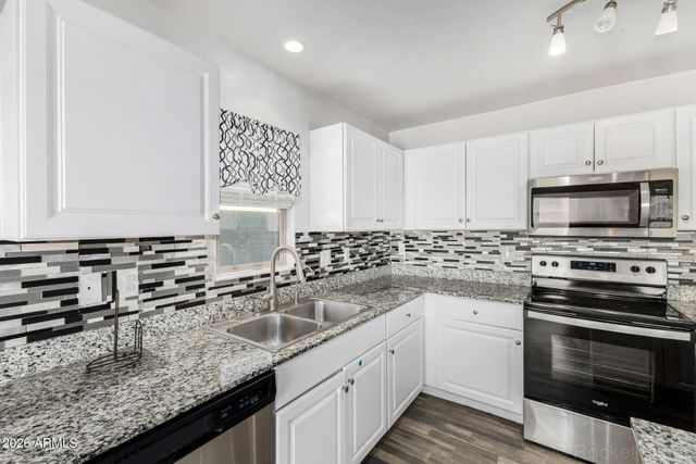 1040 W NINA Drive, Casa Grande, AZ 85122