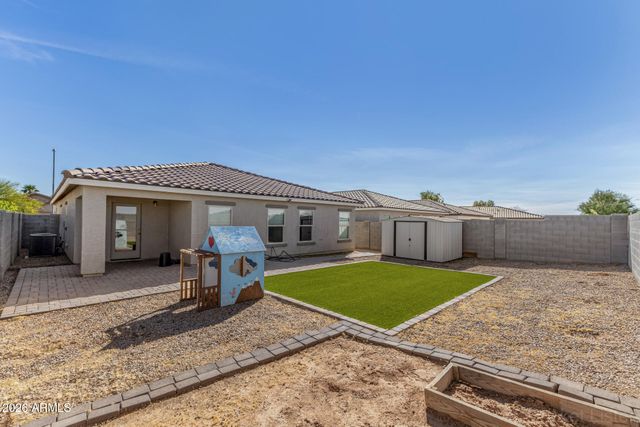 1040 W NINA Drive, Casa Grande, AZ 85122