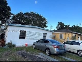 1785 NW 56th St, Miami, FL 33142