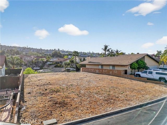 21951 Stawberry Lane, Canyon Lake, CA 92587
