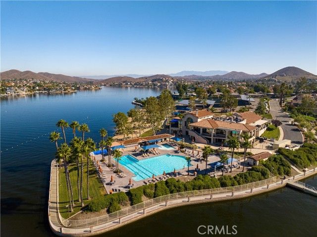 21951 Stawberry Lane, Canyon Lake, CA 92587