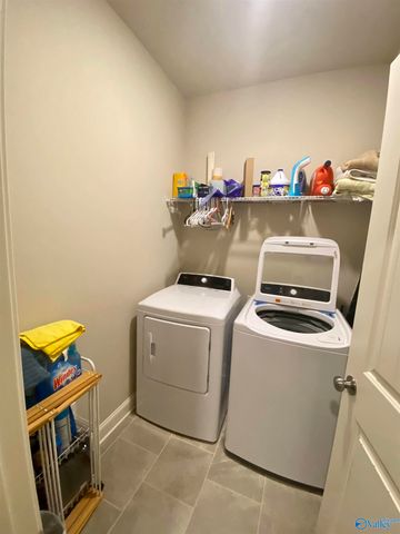 8346 Anslee Way, Huntsville, AL 35806