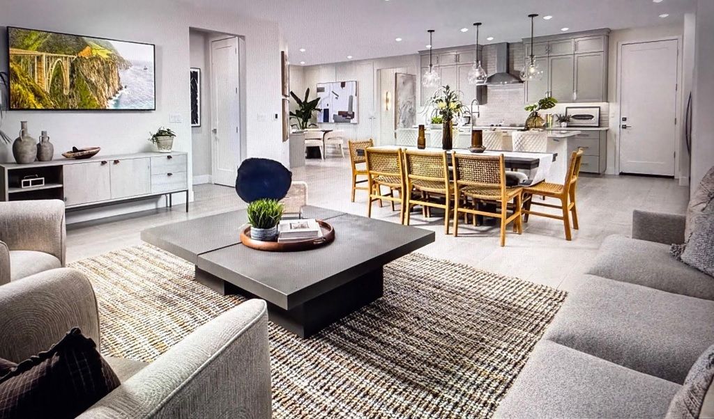 Image 1 of property listing at 3197 Woody Way, Hollister, CA 95023