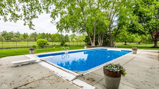 10554 Hyde Park, Carmel, IN 46032