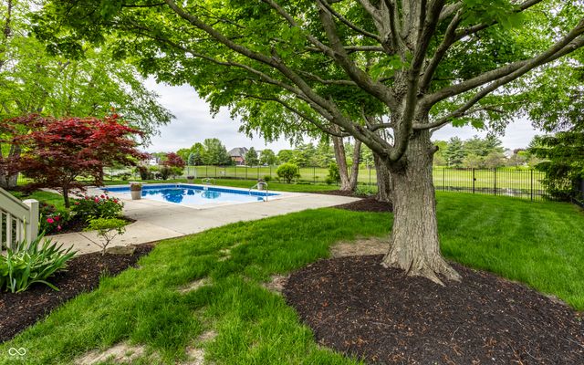 10554 Hyde Park, Carmel, IN 46032