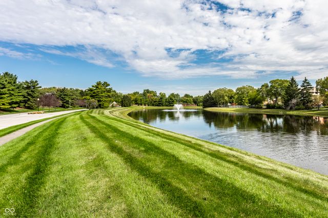 10554 Hyde Park, Carmel, IN 46032