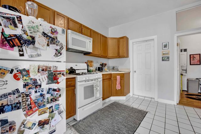 2545 W North Avenue 3F, Chicago, IL 60647