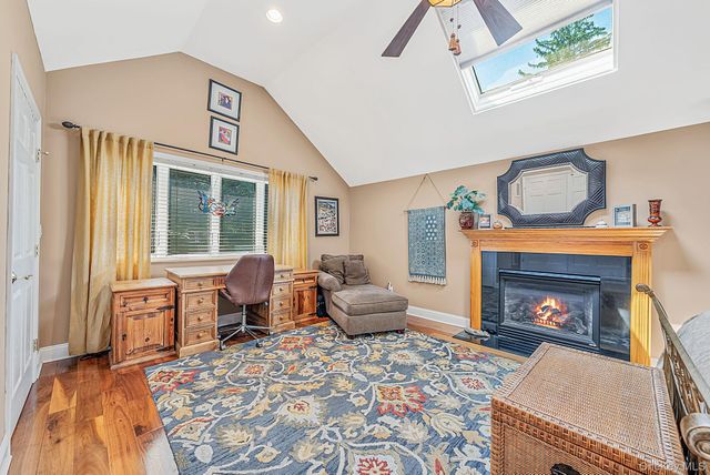 24 Luther Place, Huntington Station, NY 11746