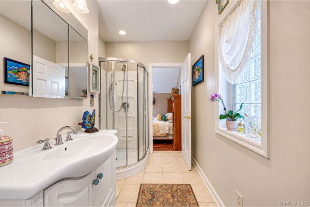 24 Luther Place, Huntington Station, NY 11746