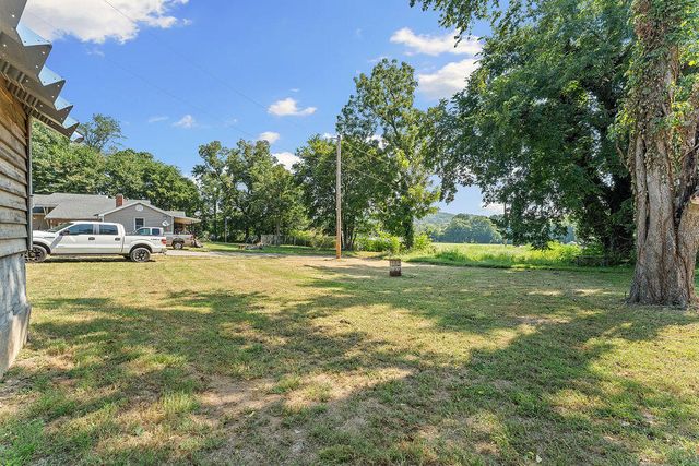 39 Garvey Road, Noel, MO 64854