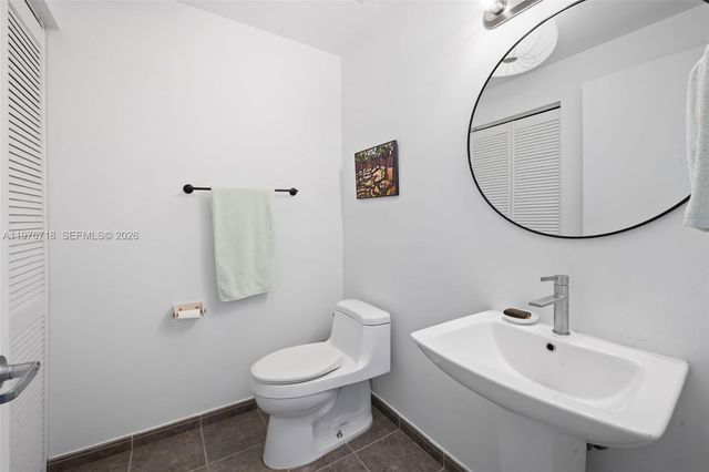 3470 E Coast Ave H1412, Miami, FL 33137