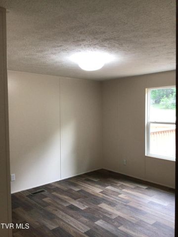 421 Dog Walk Road, Greeneville, TN 37745