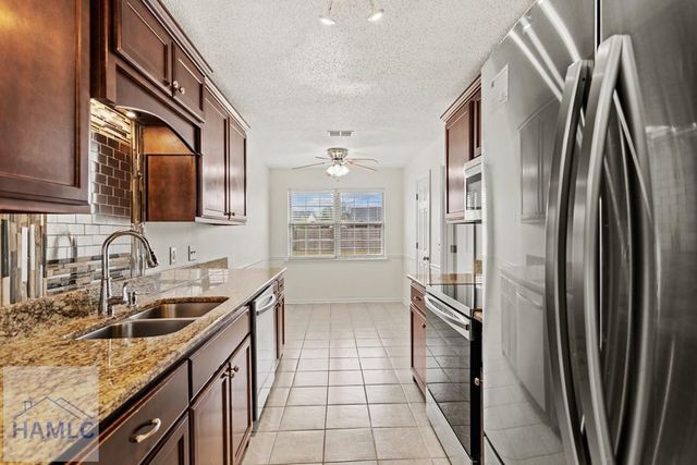 1386 Coalition Circle, Hinesville, GA 31313