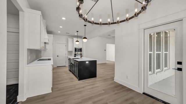 225 Jefferson Way, Weatherford, TX 76088