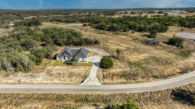 225 Jefferson Way, Weatherford, TX 76088