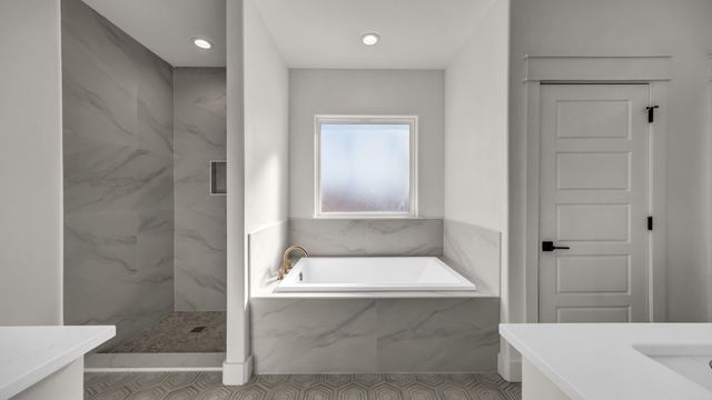 225 Jefferson Way, Weatherford, TX 76088