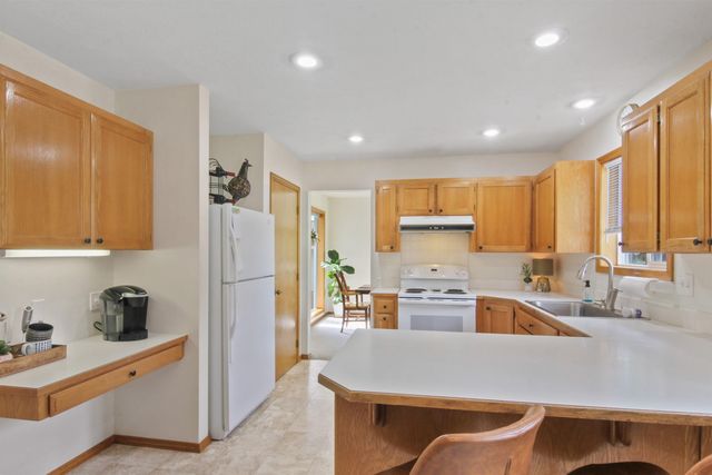 3515 E Tara Dr, Spokane, WA 99203