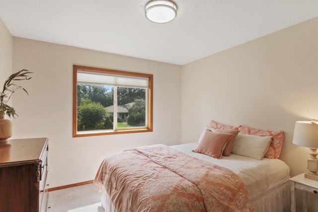 3515 E Tara Dr, Spokane, WA 99203