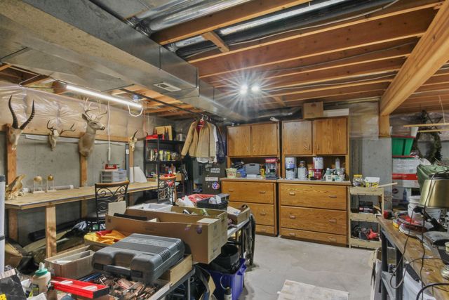 3515 E Tara Dr, Spokane, WA 99203