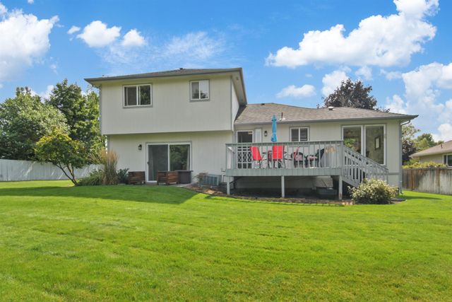 3515 E Tara Dr, Spokane, WA 99203