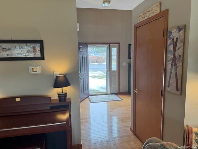 4 Grapevine Place, Poughkeepsie, NY 12603