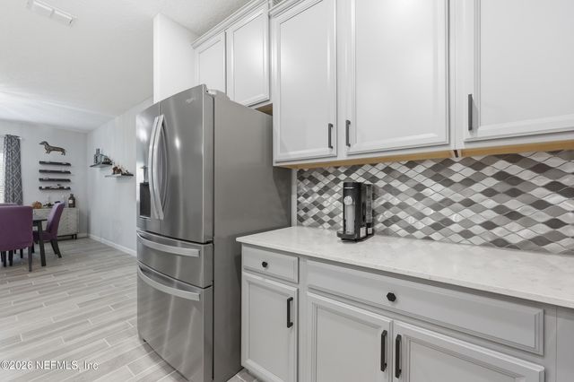 1767 AMBERLY Drive, Middleburg, FL 32068