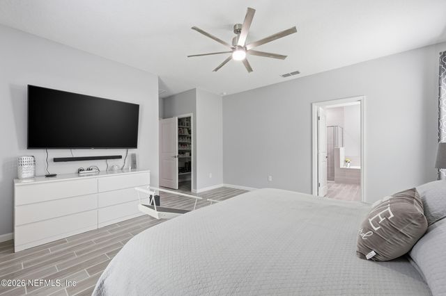 1767 AMBERLY Drive, Middleburg, FL 32068