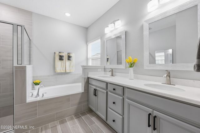 1767 AMBERLY Drive, Middleburg, FL 32068