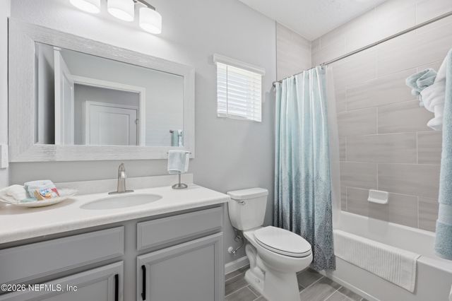 1767 AMBERLY Drive, Middleburg, FL 32068