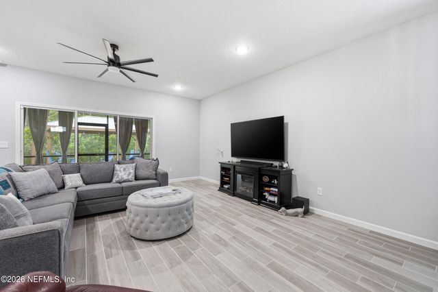 1767 AMBERLY Drive, Middleburg, FL 32068