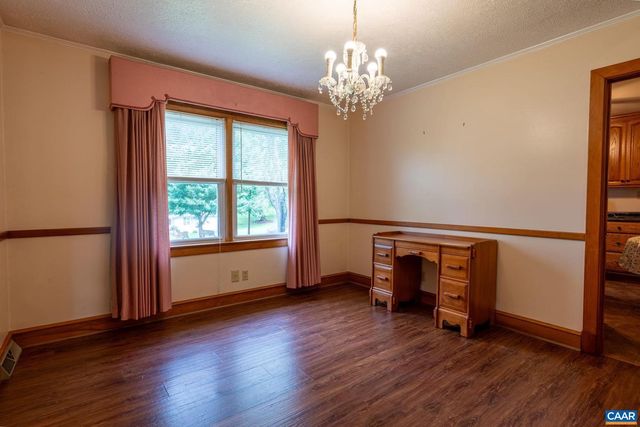 31 WESLEY ST, Stanardsville, VA 22973