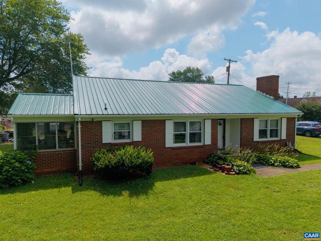 31 WESLEY ST, Stanardsville, VA 22973