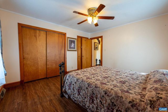 31 WESLEY ST, Stanardsville, VA 22973