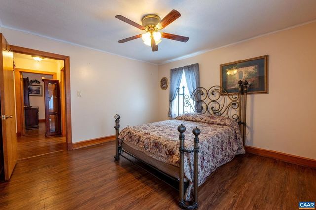 31 WESLEY ST, Stanardsville, VA 22973