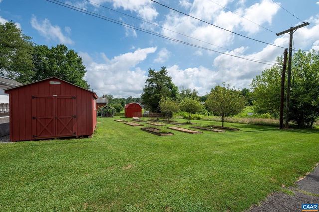 31 WESLEY ST, Stanardsville, VA 22973